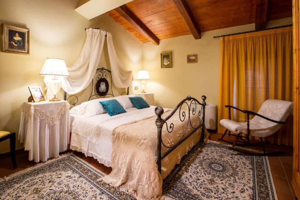 Dimora Di Charme Villa Sant'Erasmo Fumone Exterior photo